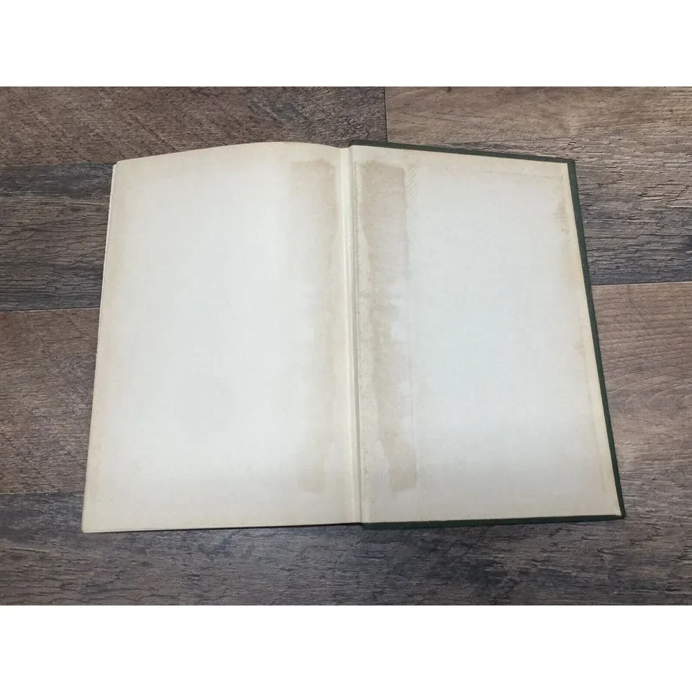 The Gathering Darkness by Thomas Gallagher, 1952 , 1st edition‎